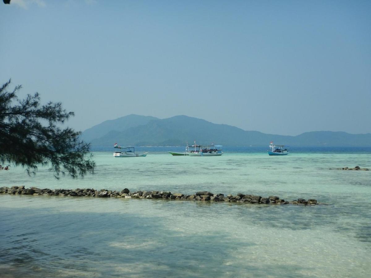 Casavelion Hotel Karimunjawa Exterior photo